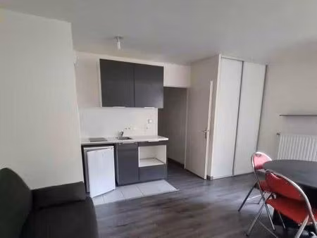 chambre 1 pièce 31 m²