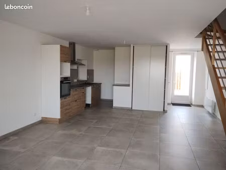 maison à louer 87m²