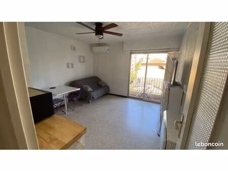 location studio 21.5 m2 à cannes climatisé uniquement à étudiant(e)