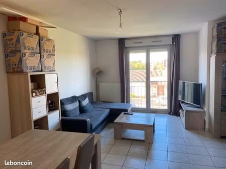 part loue t4 solaize 78m2 centre village