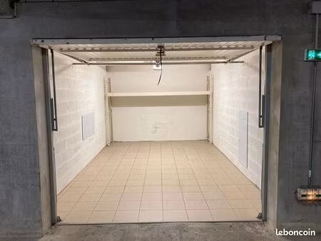 garage à louer