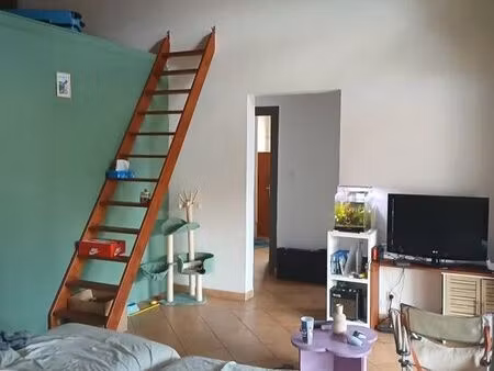 plateau caillou 2 chambres à louer