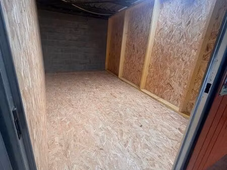 ? box stockage sécurisé 11m² – accès facile – idéal pro ou particulier