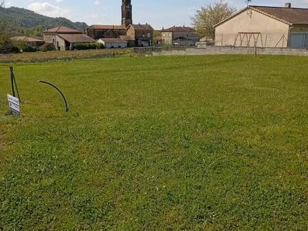 terrain constructible viabilisé à vendre