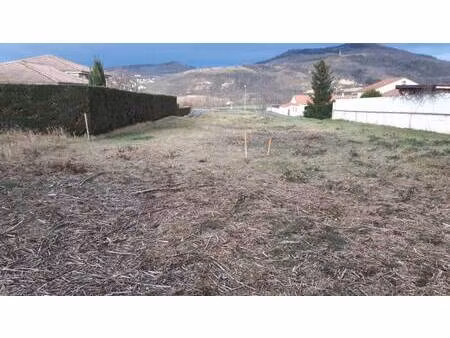 terrain constructible à vendre
