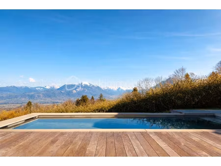 propriété à vendre à la roche-sur-foron