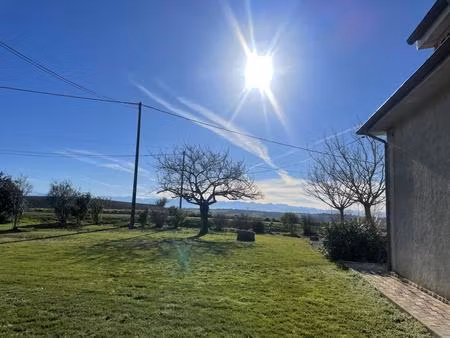 carbonne : ce domaine avec environ 25 000 m2 de terres vous séduira par sa situation excep