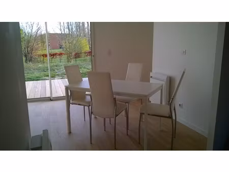 location saisonnière de mai à septembre en courte durée t2 m