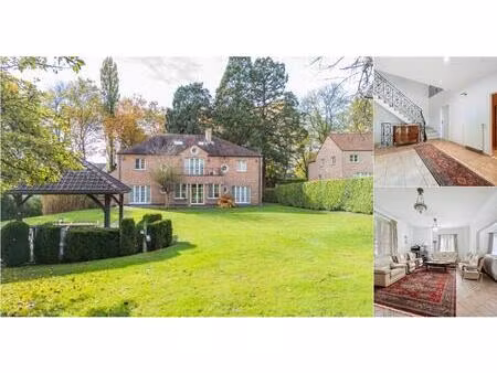 villa à vendre avec terrasse et jardin   waterloo (vbe15831)