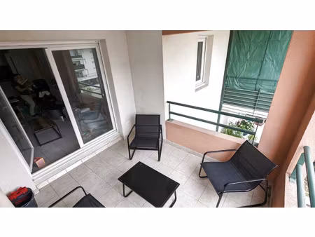 p2 meuble avec terrasse et parkin