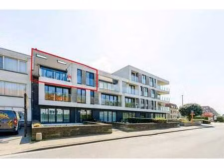 appartement en duplex avec 2 terrasses à vendre à bredene