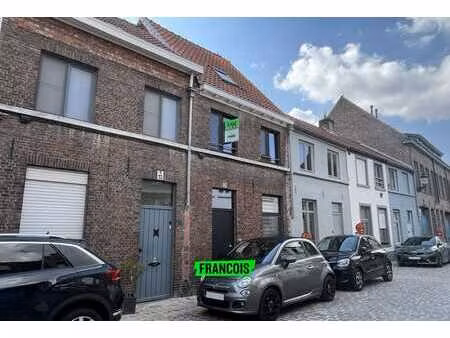 maison de ville calme avec deux chambres au centre de bruges