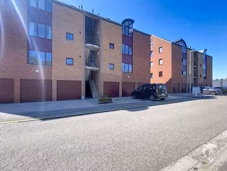 appartement 1 chambre à louer à ciney  proche de la gare