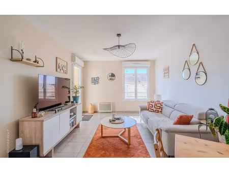 appartement le pin 43.7 m² t-2 à vendre  182 000 €