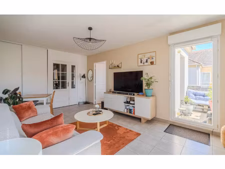 appartement le pin 43.7 m² t-2 à vendre  187 000 €