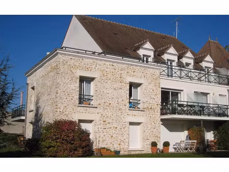 location appartement  54.38 m² t-3 à santeny  1 199 €