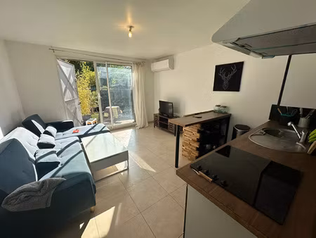 location appartement 2 pièces 32 m² à aix-en-provence (13090)
