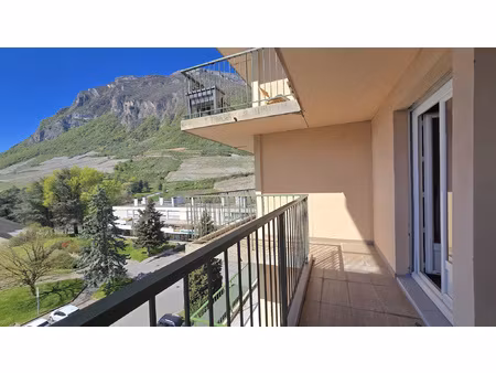 appartement t5 de 93m2 a montmelian