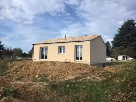 location maison 3 pièces 67 m² à la réole (33190)