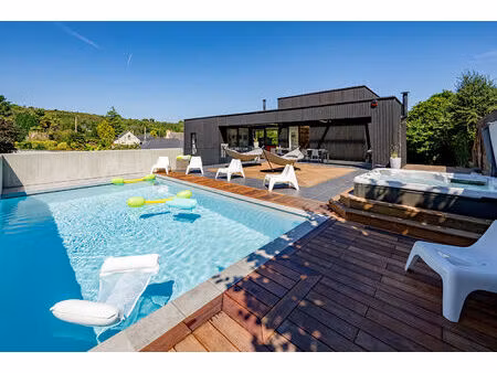 maison d'architecte meublée piscine et jacuzzi vue mer saint laurent