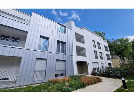 location appartement  42.42 m² t-2 à brie-comte-robert  950 €