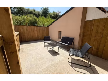 location appartement  m² t-2 à saint-pierre-du-mont  610 €