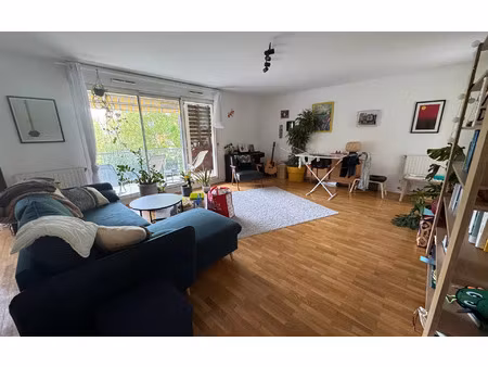 location appartement  m² t-3 à sainte-foy-lès-lyon  1 818 €