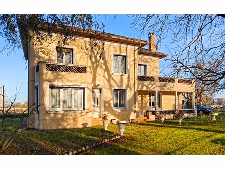 maison castelsarrasin m² t-5 à vendre  166 700 €