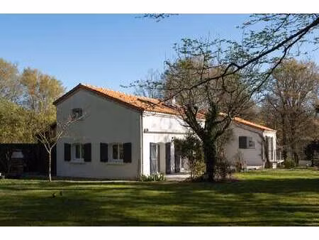 vente maison à saint-sébastien-sur-loire savarières (44230) : à vendre / 165m² saint-sébas