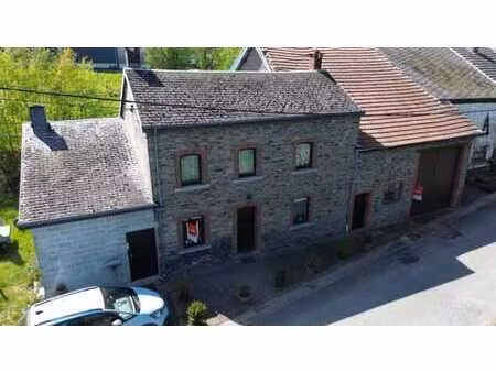 propriété de caractère à buret  à deux pas du luxembourg