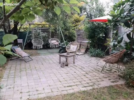 160 m2. 5 ch. possibilité location partielle