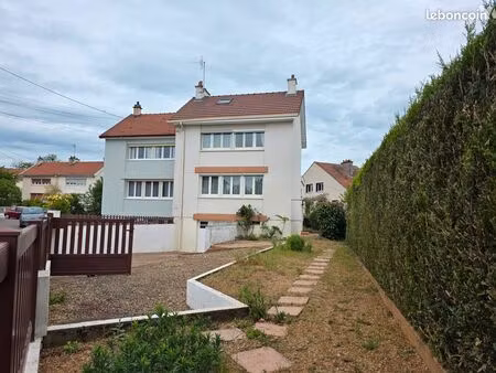 maison 6 pièces 78 m²