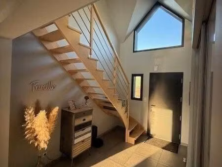maison 7 pièces 157 m²