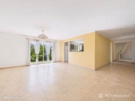 maison 8 pièces 310 m²