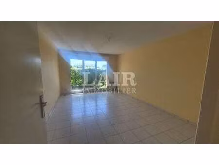 location appartement 2 pièces à sées (61500) : à louer 2 pièces / 48m² sées