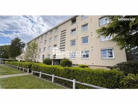 f3 balcon