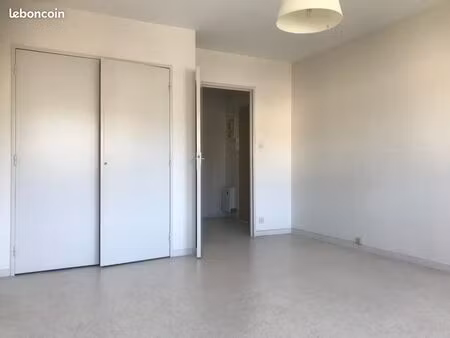 appartement 1 pièce 33 m²