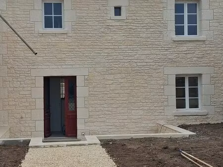 location duplex t4