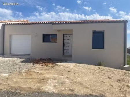 maison a louer - st andre goule d'oie