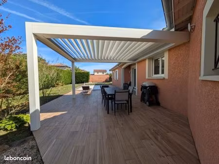 villa 6 pièces 145 m²