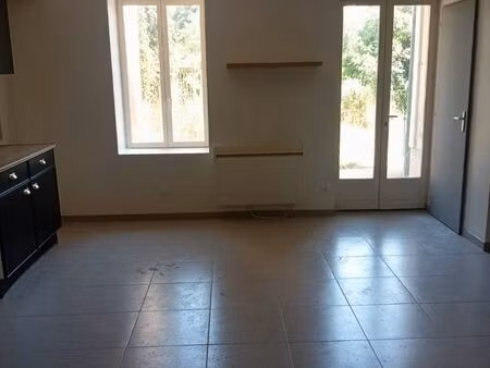 thoissey t3 60m2 avec terrasse et jardinet