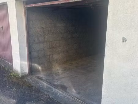 garage à louer