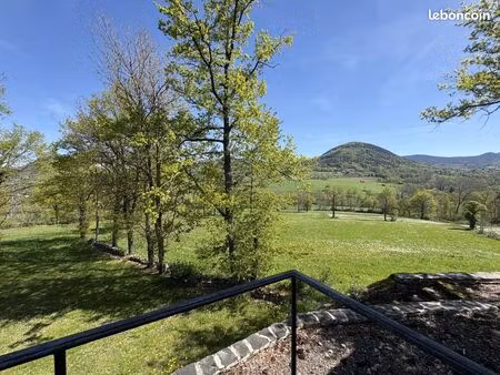 maison 5 pièces 187 m²