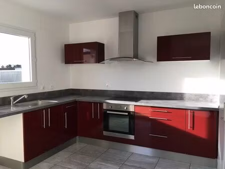loue maison 4 pieces a vouille – 90 m2