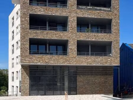 vente bureaux et commerces à rezé (44400) : à vendre / 136m² rezé