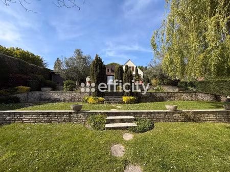 maison 8 pièces - 230 m²