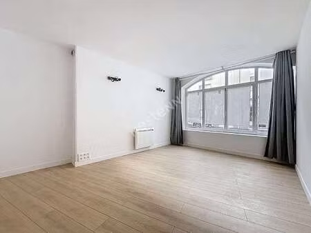 vente bureaux et commerces à nantes centre ville (44000) : à vendre / 61m² nantes centre v