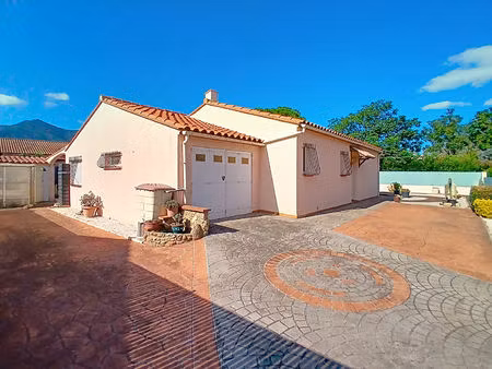 maison de 4 faces à vendre à saint genis des fontaines sur un terrain de 460m²