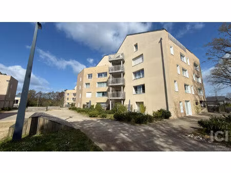 appartement rez de chaussée carquefou bourg 3 pièce(s) 94 m2