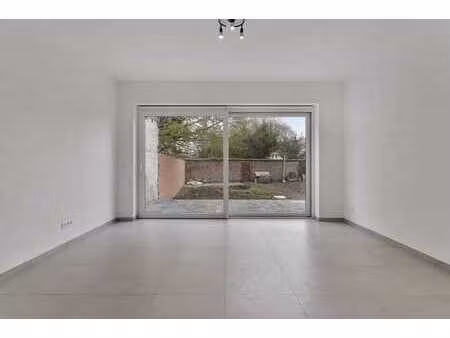 nouvel appartement à vendre à vlamertinge avec joli jardin !